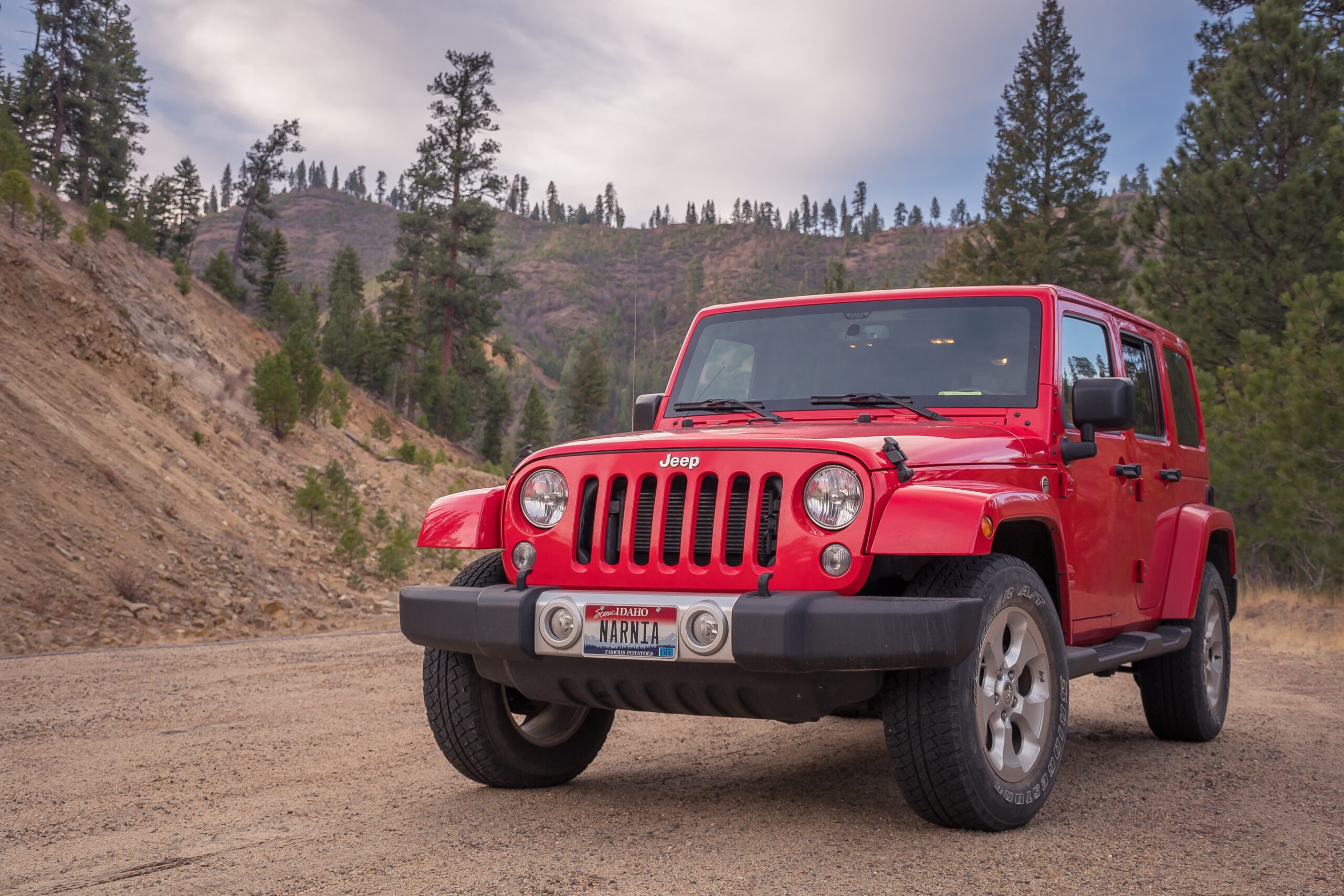 Buffalo Niagara Used Car Red Jeep